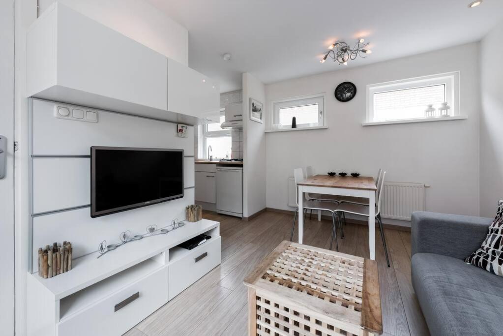 Modern Ingericht Vakantiehuis - Rust & Strand Op 350M Egmond aan Zee Buitenkant foto