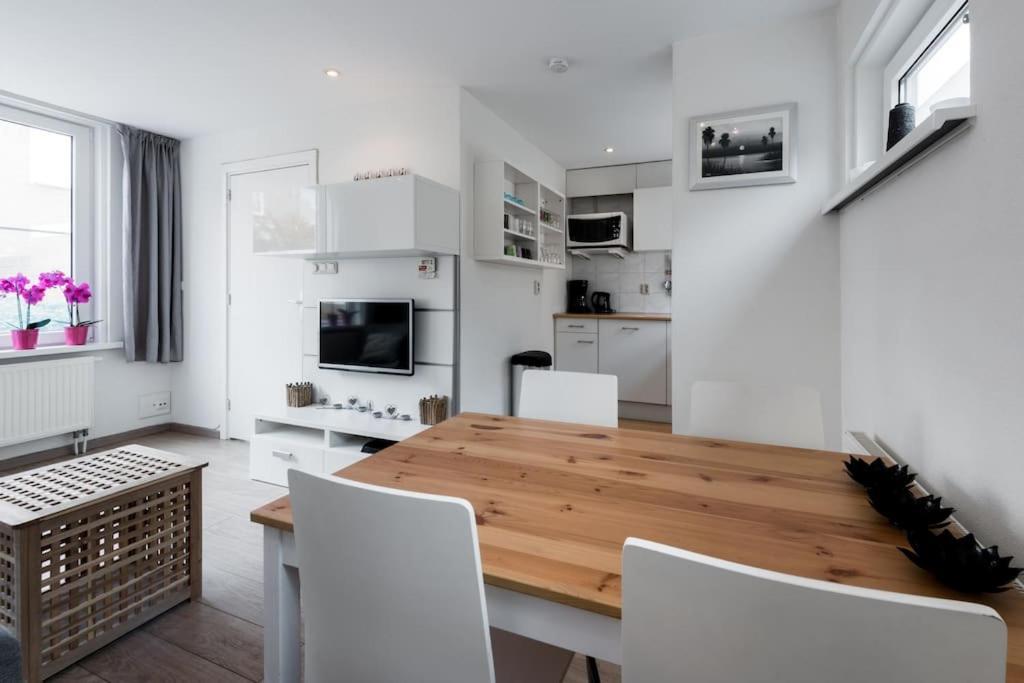 Modern Ingericht Vakantiehuis - Rust & Strand Op 350M Egmond aan Zee Buitenkant foto